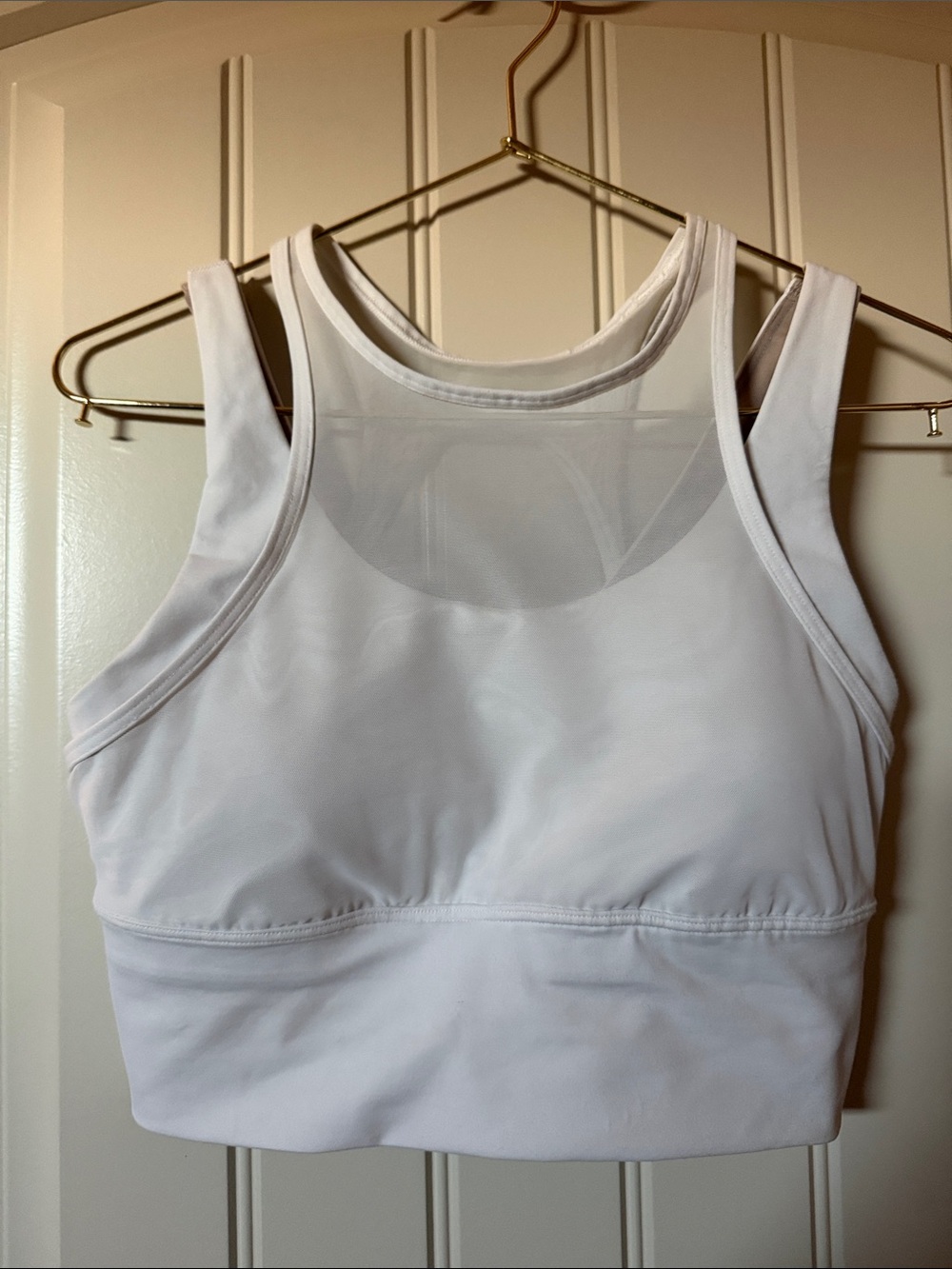 Lululemon White Women's Seamless Sports Bra Crop Top size 6